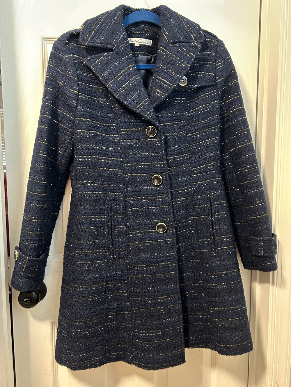 Beautiful KENNETH COLE shimmering
METALLIC Tweed Coat
NAVE BLUE sz8
